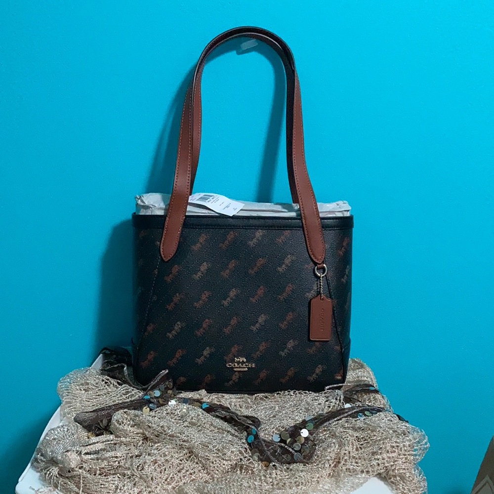 Coach tote 27 H&C Dot Print gold/black